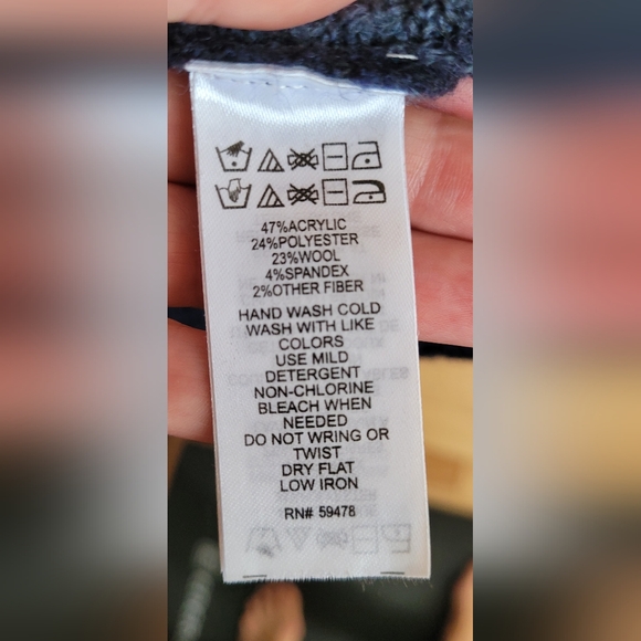 Cardigan - Picture 6 of 6